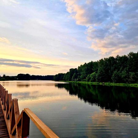 Osrodek Nad Jeziorem - Radew Rosnowo Exteriér fotografie