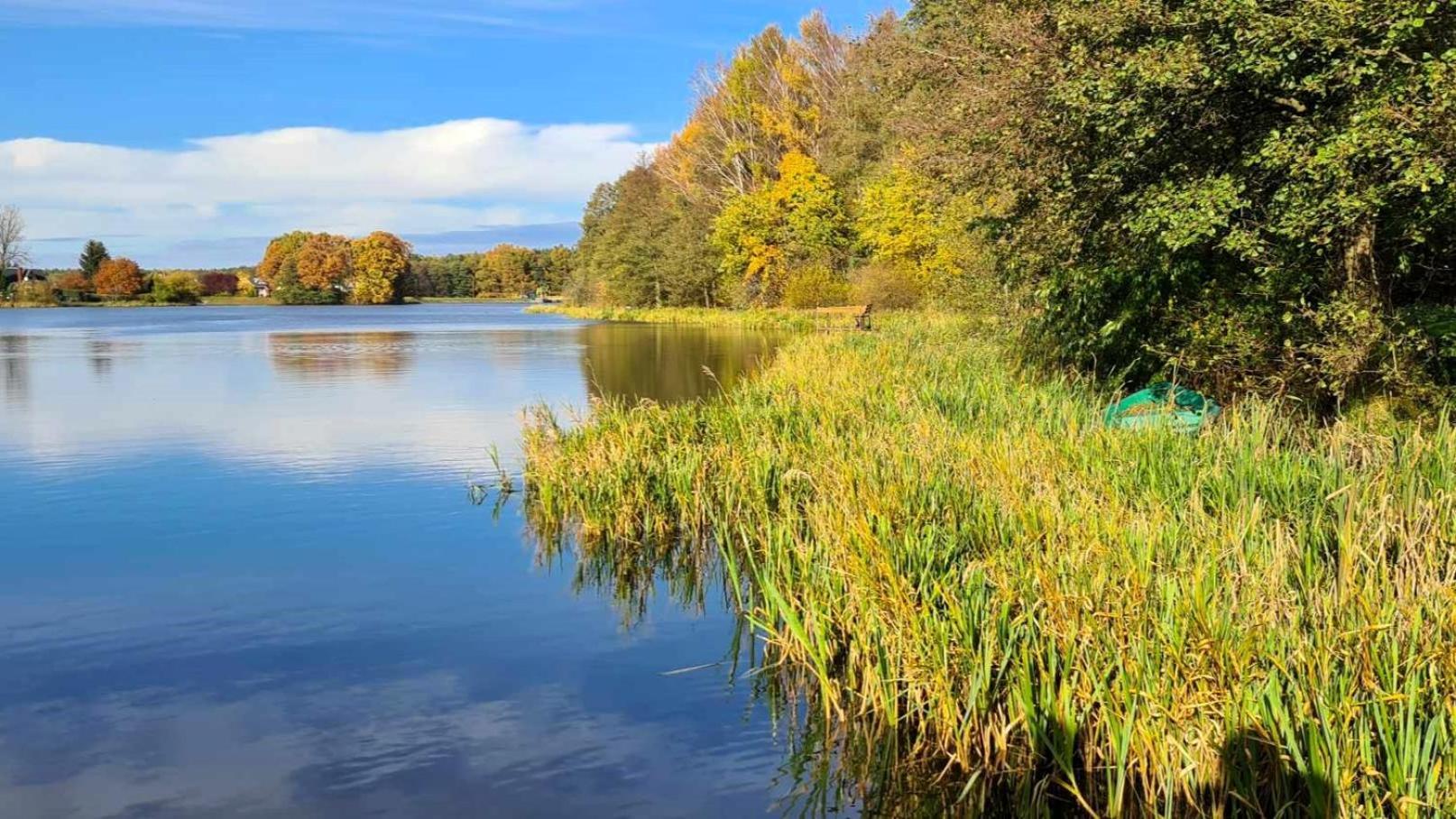 Osrodek Nad Jeziorem - Radew Rosnowo Exteriér fotografie