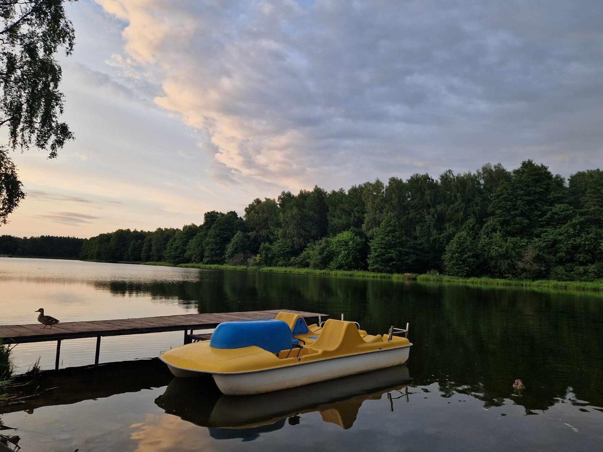 Osrodek Nad Jeziorem - Radew Rosnowo Exteriér fotografie