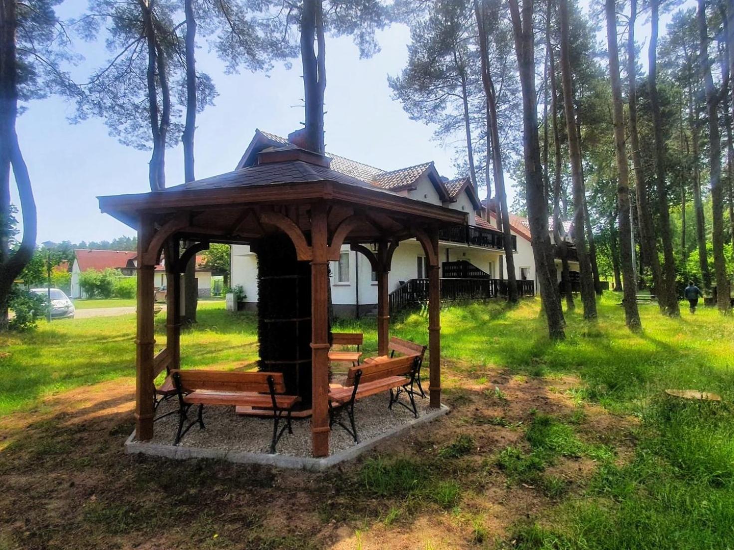 Osrodek Nad Jeziorem - Radew Rosnowo Exteriér fotografie