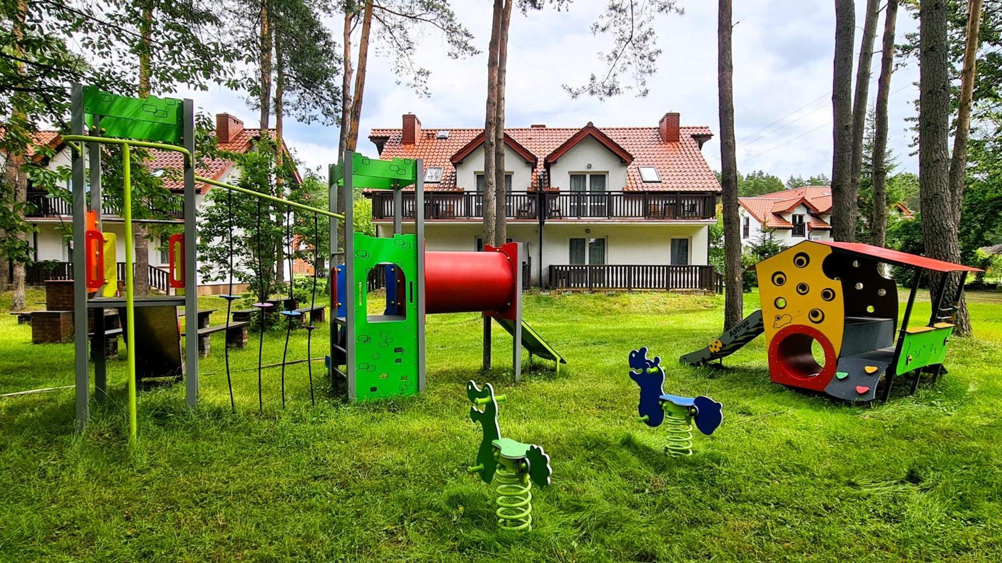 Osrodek Nad Jeziorem - Radew Rosnowo Exteriér fotografie